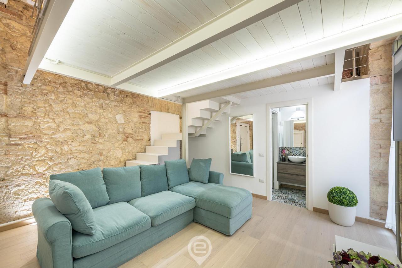 Apartamento Adriana'S New Loft Cagliari Exterior foto